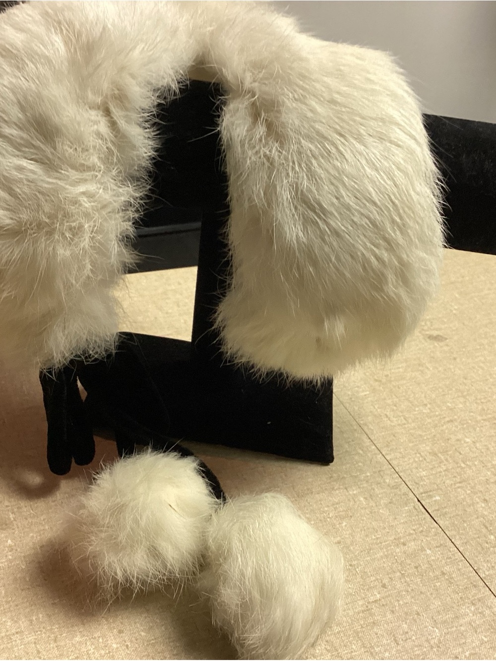 Cream Fur collar. face too 😊😊😊😊with Pom-Pom Accents